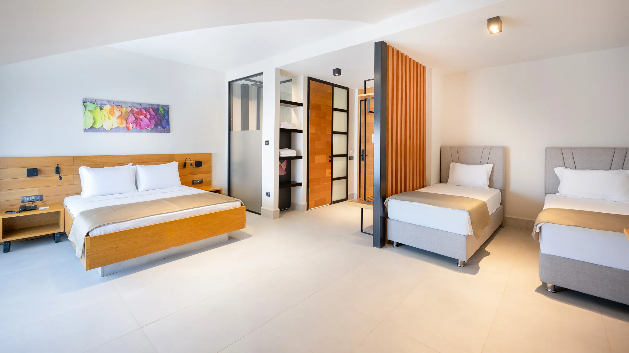 Deluxe Family Room